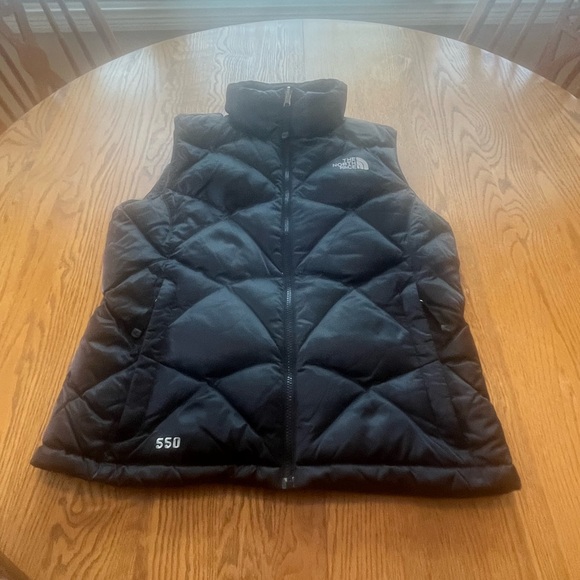 The North Face Jackets & Blazers - The North Face 550 Black Satin Quilted Puffer Vest Packable Size M